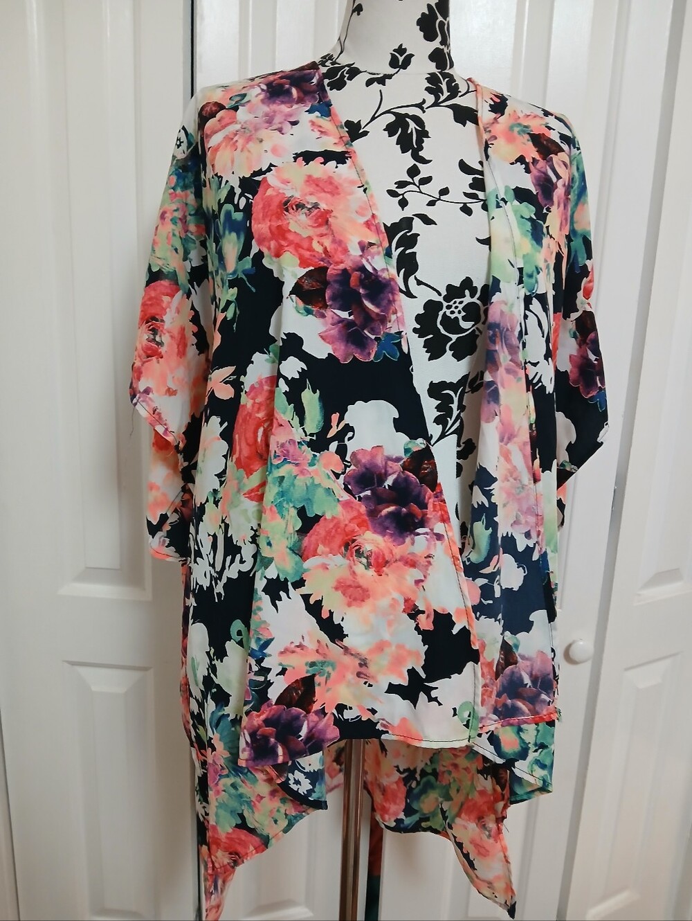 12 Pm By Mon Ami Floral Kimono Cardigan in Black, Coral, Teal, Purple